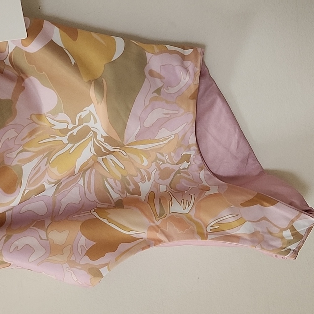 NWT BAIIA Bermuda Reversible Wrapsuit Floral One-Shoulder Swimsuit size 12 - Picture 10 of 16